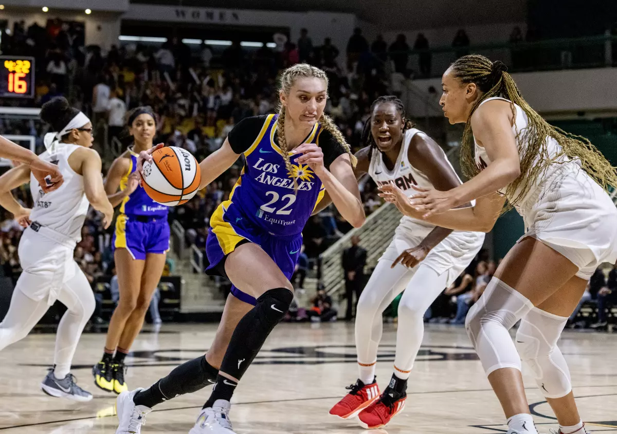 Rookie Cameron Brink BENCHED After 4th Foul In WNBA Debut | Los Angeles ...